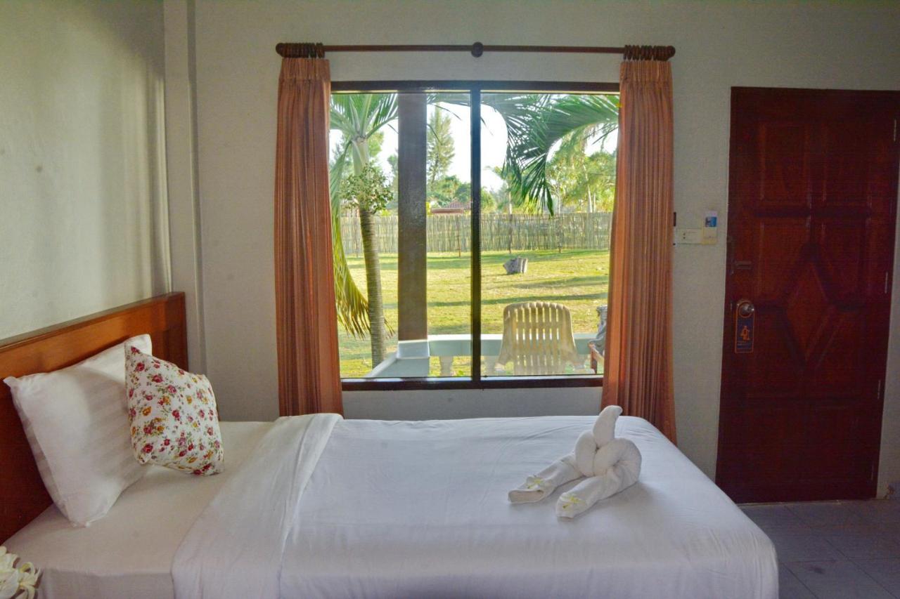 Klongdao Beach Resort Ко-Ланта Экстерьер фото