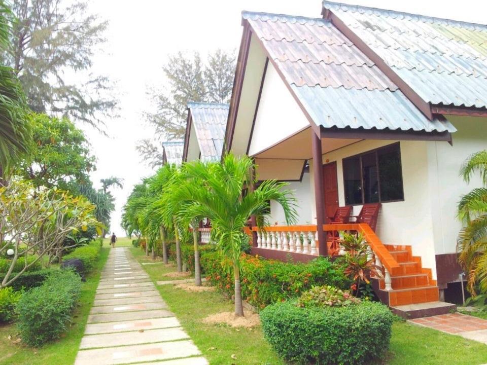 Klongdao Beach Resort Ко-Ланта Экстерьер фото