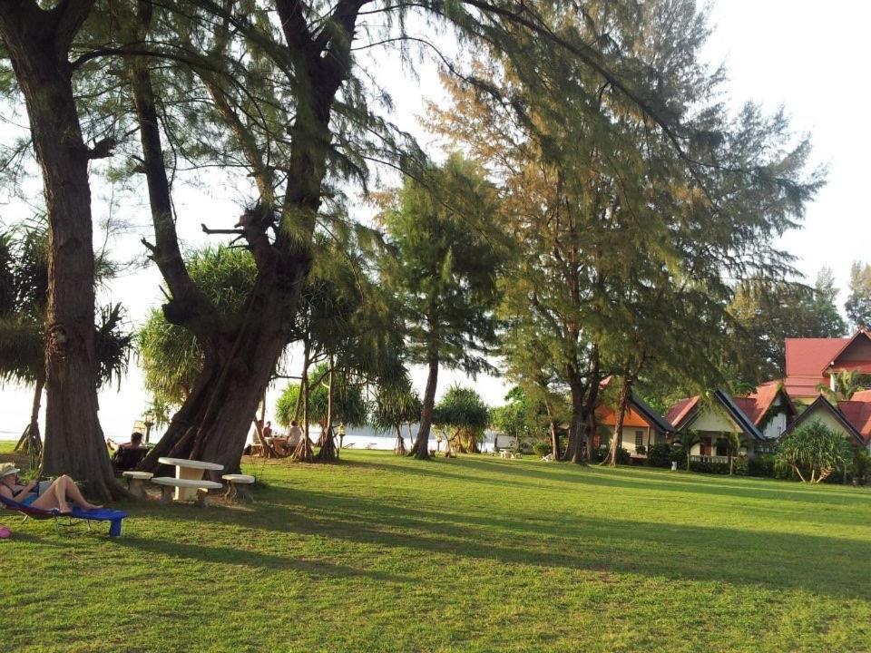 Klongdao Beach Resort Ко-Ланта Экстерьер фото